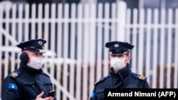 Архивска фотографија- косовски полицајци