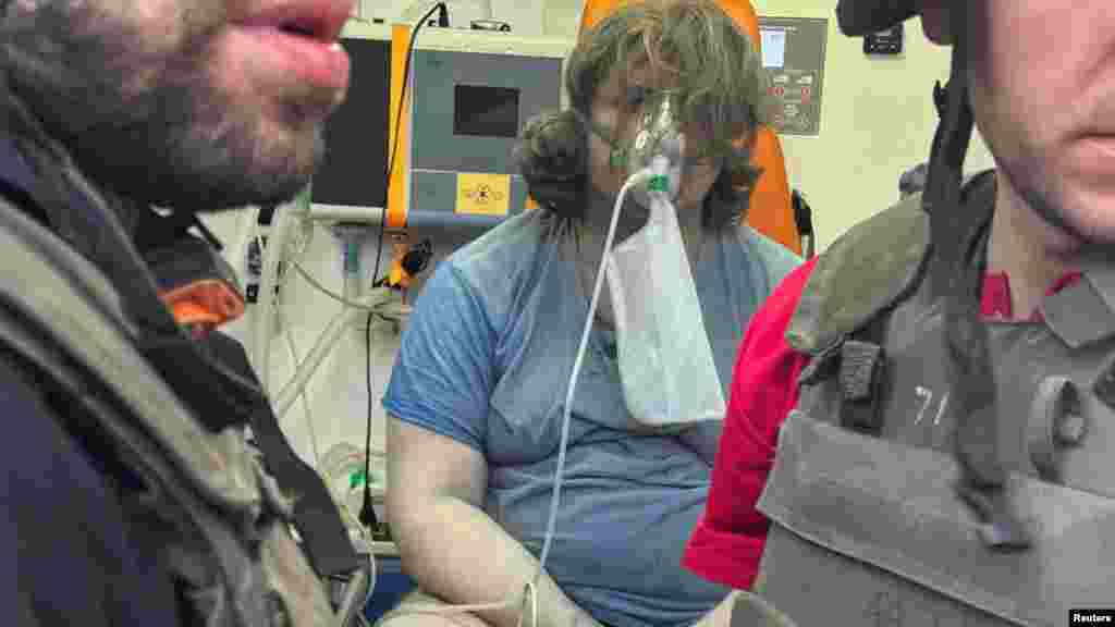 Az ukrán külügyminiszter hétfőn kijelentette, hogy az orosz hadsereg az ukrán-amerikai elnöki találkozó előtt is civileket gyilkol. „Oroszország egy gyilkos háborús gépezet, amelyet Ukrajna tart vissza. Őket csak a transzatlanti egységgel lehet megállítani” – írta Andrij Szibiha az X-en Oroszország hétfői harkivi támadásáról